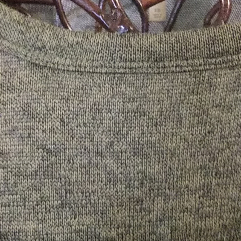 Sweater - Picture 8 of 8